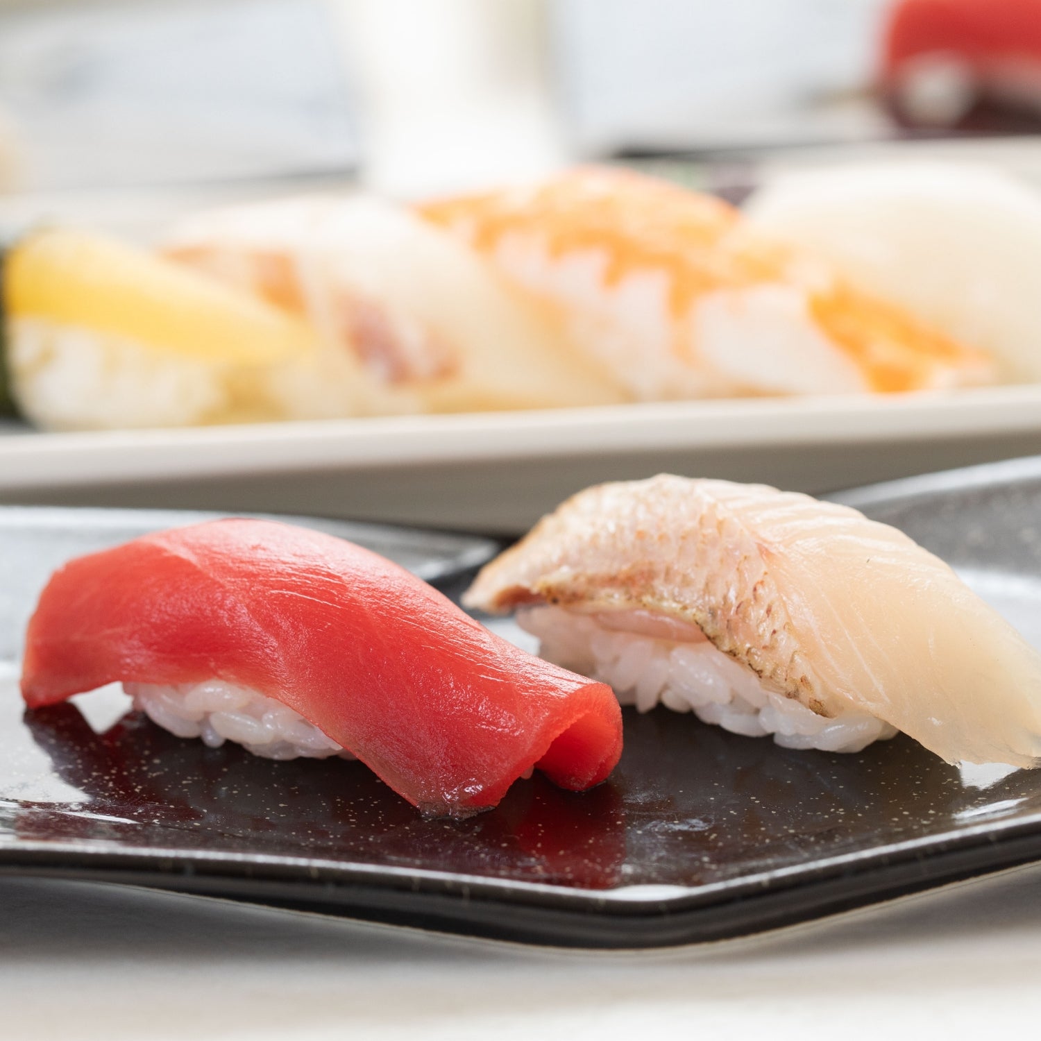 【予約受付中】迎春紅白握り（2個セット / 金沢の醤油付き）・治部煮（2個セット）※11月20日より順次お届け